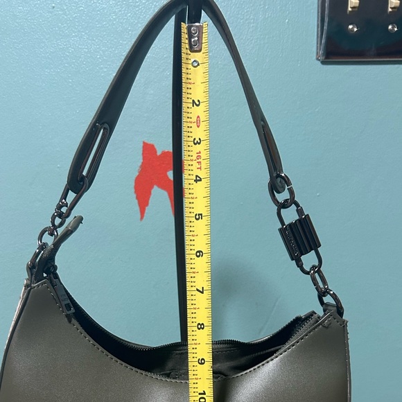 Steve Madden Shoulder Hobo - Picture 7 of 9